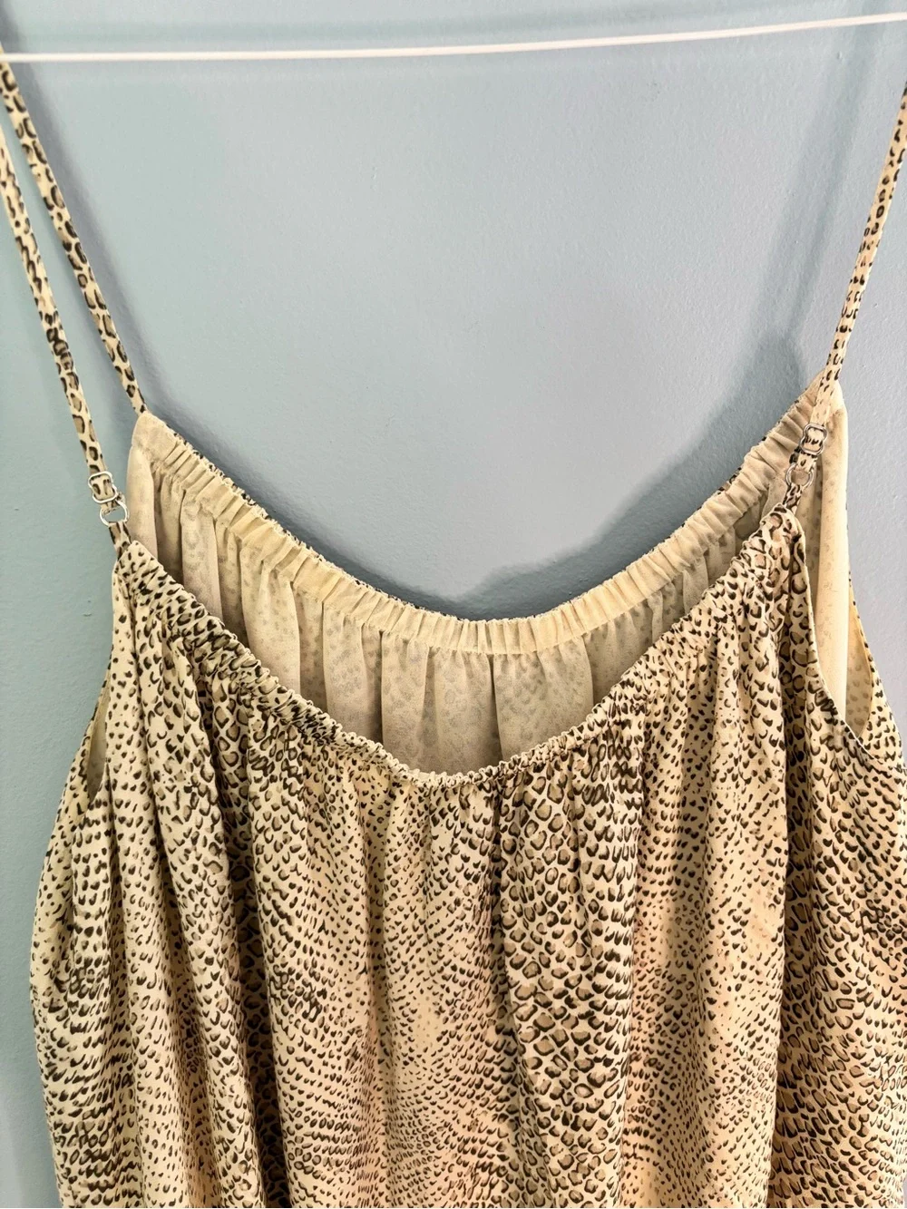 Rails Adora Midi Dress in Cream Snakeskin Sleeveless Spaghetti Strap Size Medium